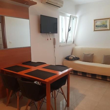 Apartment Lea Slatine Esterno foto