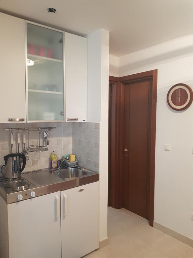 Apartment Lea Slatine Esterno foto